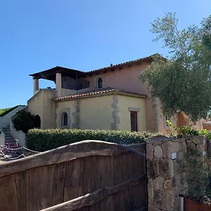 Appartamento 2 Bedroom Close To Bados Beach, Olbia